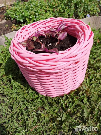Кашпо из ротанга