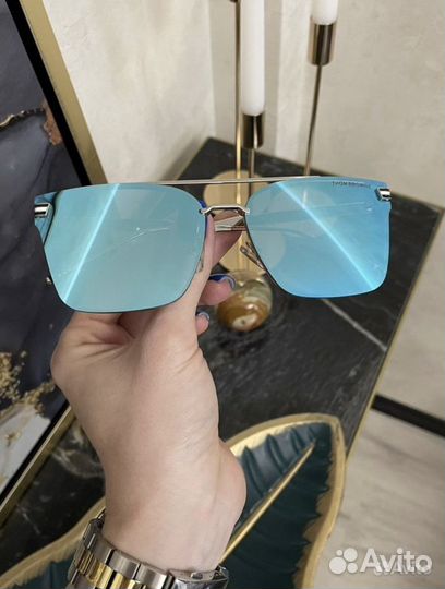 Солнцезащитные очки