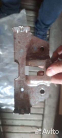 Форд фокус 3 прикуриватель, консоль, ручка кпп