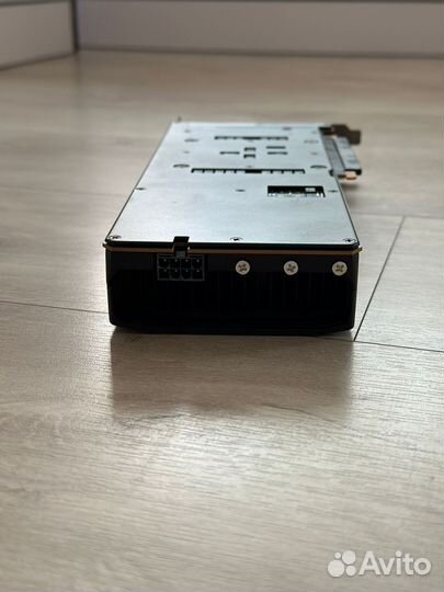 Видеокарта Nvidia Tesla V100 32Gb HBM2