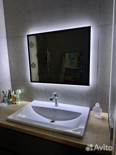 Зеркало с LED подсветкой