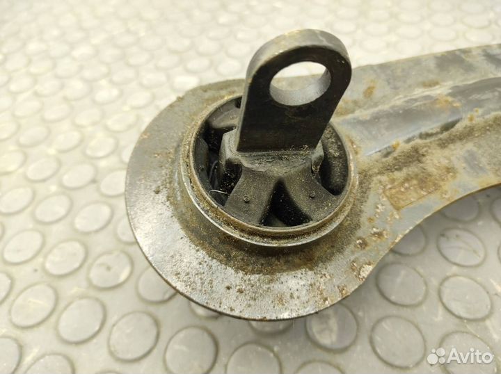 Кулак поворотный задний правый Ford Focus 3 CB8