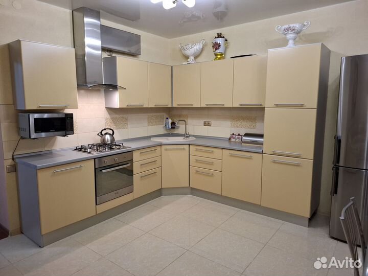 Кухонные гарнитуры угловые бу