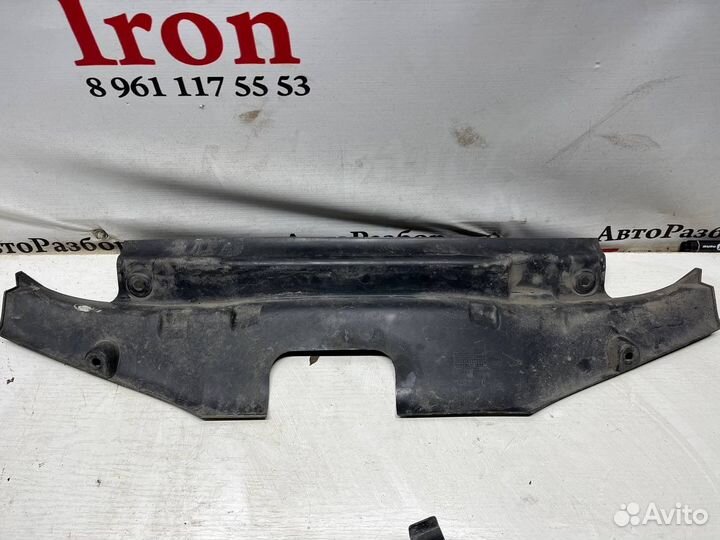 Накладка панели капота телевизора Primera P12