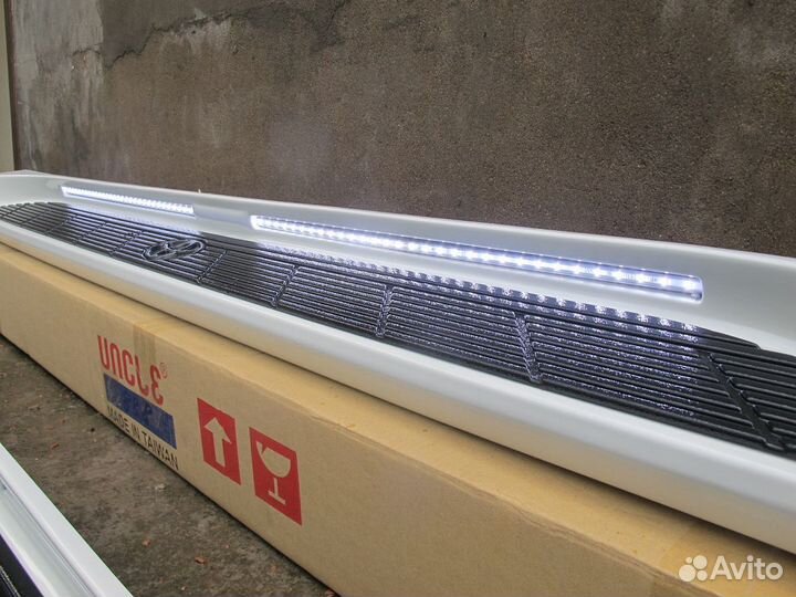 Land Cruiser 100 Пороги неоновая подсветка E1KF1