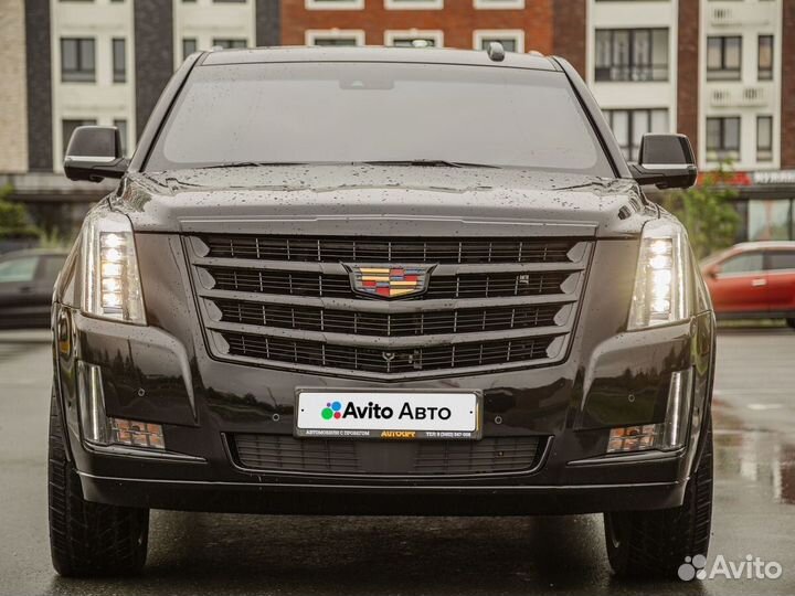 Cadillac Escalade 6.2 AT, 2016, 135 315 км