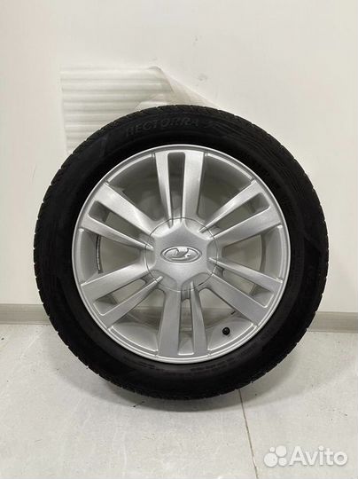 LADA Vesta, Toyo Nano Energy 3 195/55 R16