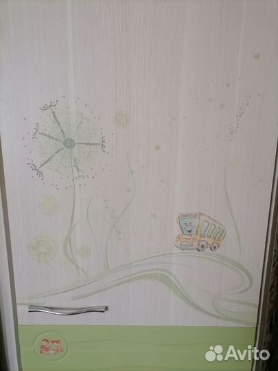 Угловой шкаф детский