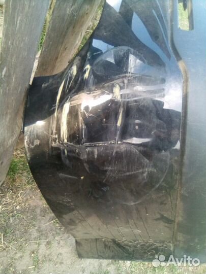 Продам бампер на кайрон