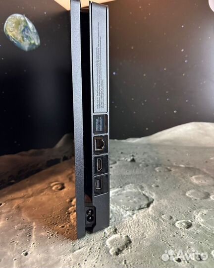 Sony playstation 4 PS4 slim 1tb