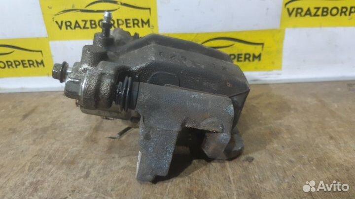 Суппорт тормозной задний правый Nissan X-Trail T32