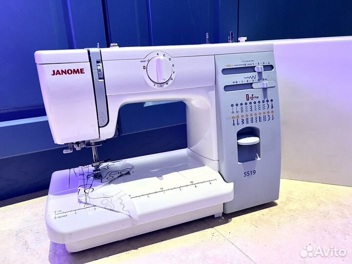 Швейная машинка janome на запчасти