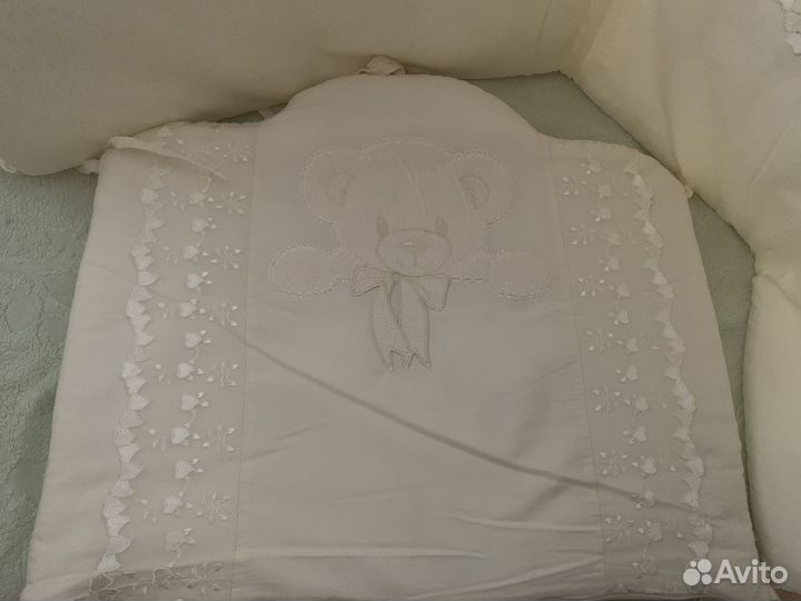 Бортики в кроватку