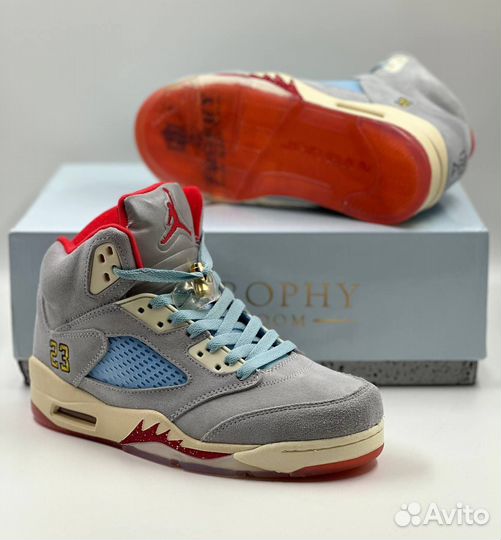 Trophy room x air jordan 5 ice blue