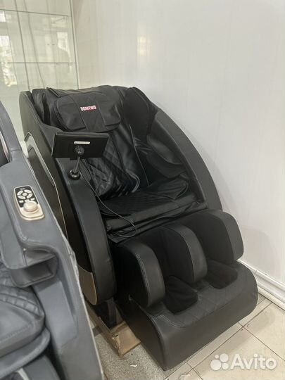 Массажное кресло