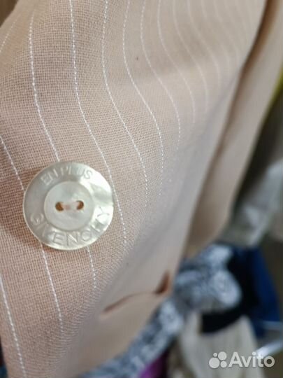 Пиджак женский Givenchy