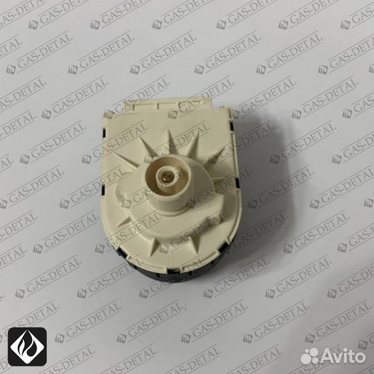 Привод трёхходового клапана Ariston/Chaffoteaux