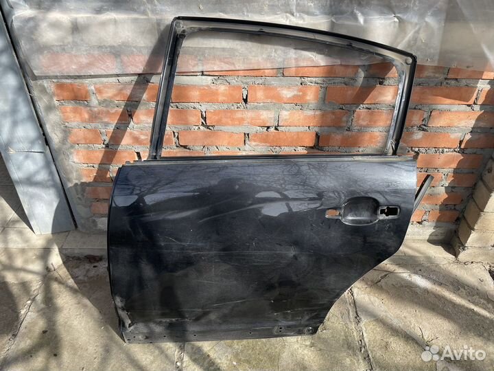Дверь задняя левая citroen c4 2006 года