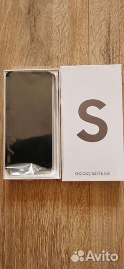 Samsung Galaxy S21 FE 5G, 8/256 ГБ