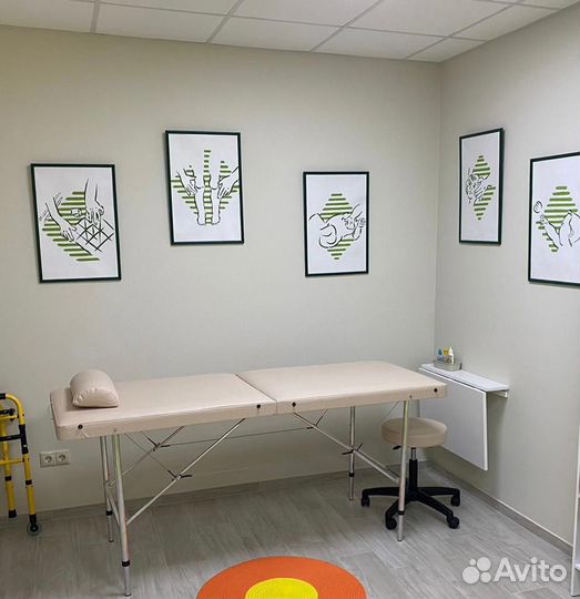 Массажный стол + валик