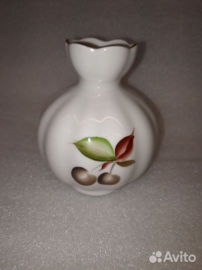 Ваза фарфоровая СССР