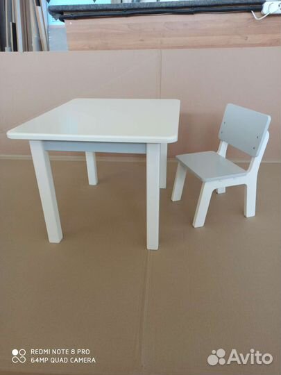 Детский стол и стульчик