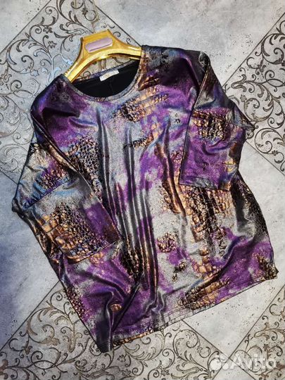 Свитшот, кофта. Тонкая. Размеры L, XL