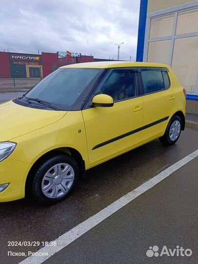 Skoda Fabia 1.4 МТ, 2013, 80 000 км