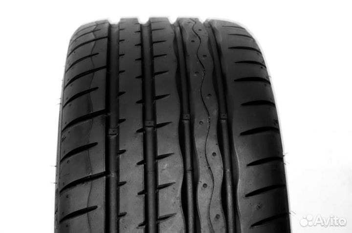 Hankook Ventus V12 Evo2 K120 245/30 R20