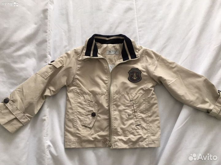 Куртка брюки футболка костюм