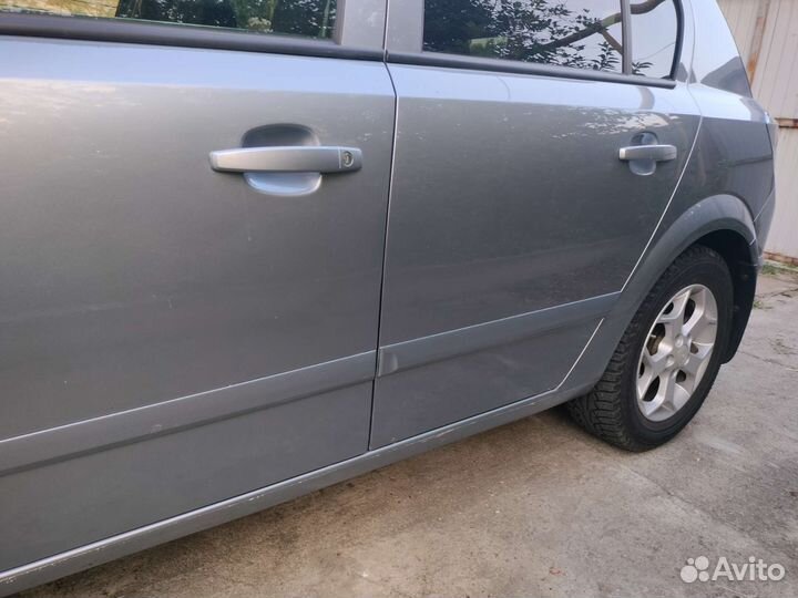 Opel Astra 1.6 МТ, 2008, 238 000 км