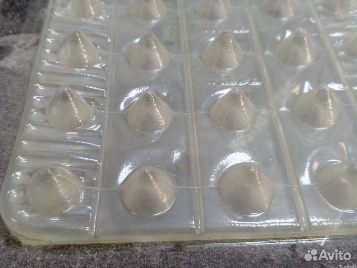 Наклейка на сноуборд Spike Stomp DK