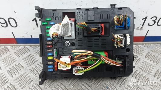 Блок комфорта peugeot 5008 (EEA12M301)