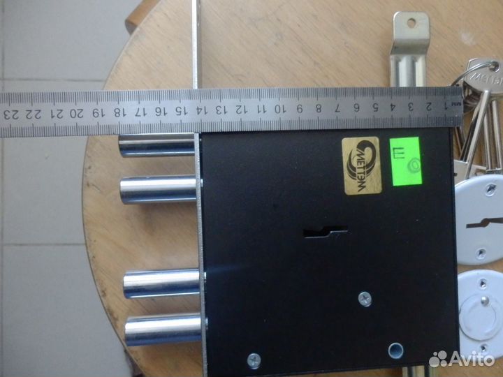 Врезной сувальдный замок меттэм зв8 141.1.0 новый