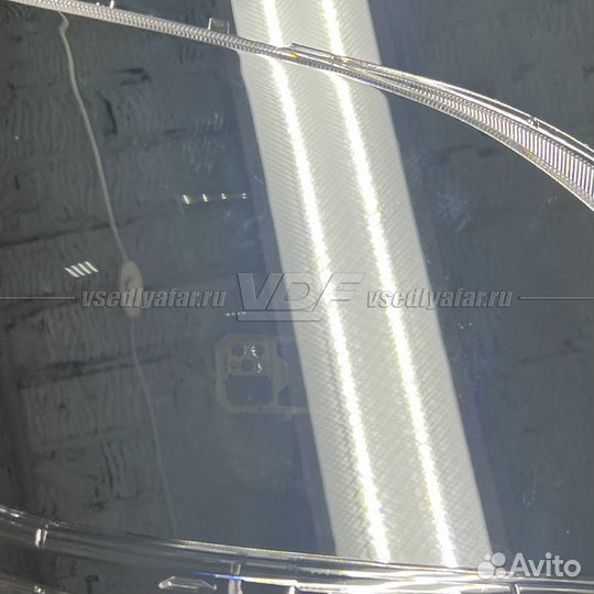 Уцененное стекло для фары Lexus RX / Toyota Harrie