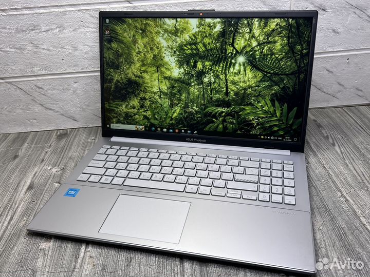 Asus Vivobook N100/8/256ssd