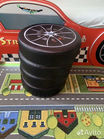 Детская кровать машинка с матрасом и колёсами