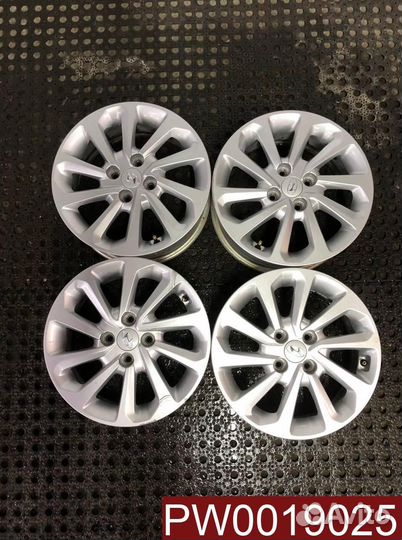 Диски R15 Hyundai Б/у оригинал