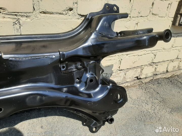 Подрамник передний Toyota Rav 4 40 2012-2019