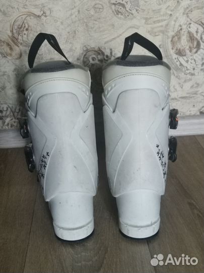 Горнолыжные ботинки