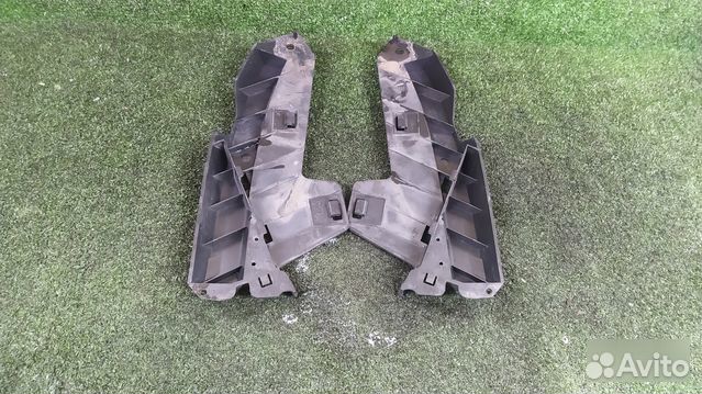 Крепление бампера пара переднее Volvo V70 B5254T10