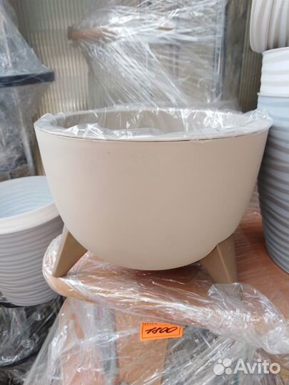 Кашпо горшок для цветов