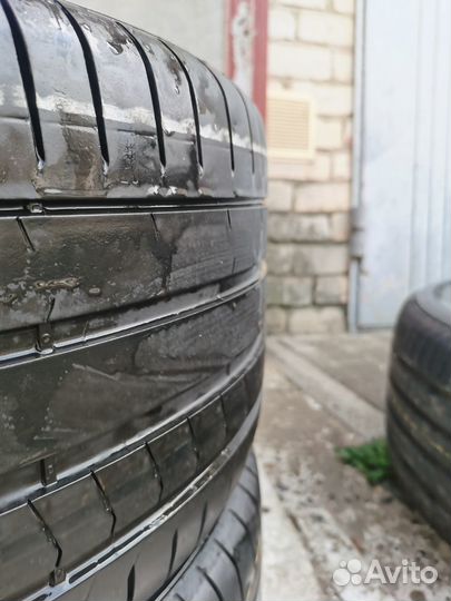 Pirelli P Zero PZ4 275/30 R20 97Y