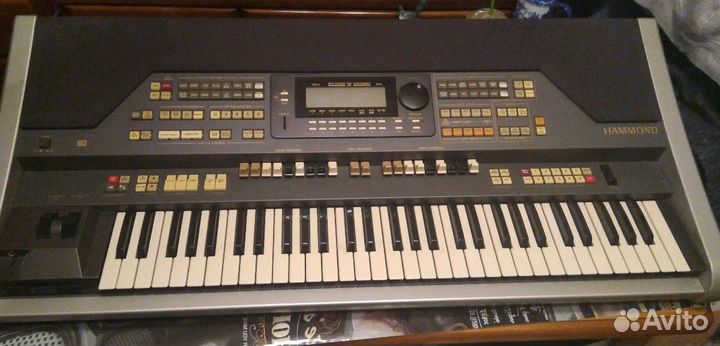 Орган Hammond XE-1
