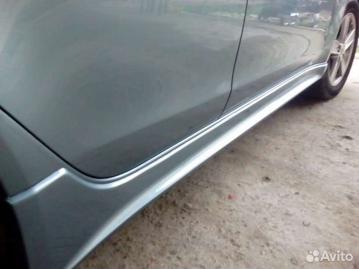 Продам накладку на порог митсубиси лансер 10