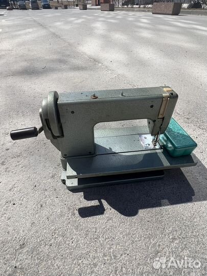 Швейная машинка