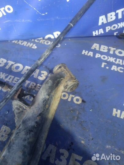 Задний правый поворотный кулак Bmw Z3 кабриолет