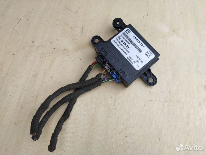 Блок парктроника на Opel Insignia Astra J Meriva B