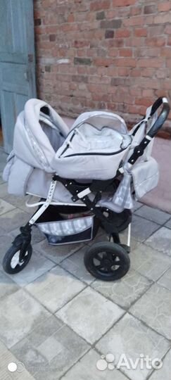 Коляска детская в комплекте, ванночка, шезлонг