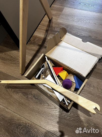 Стойка монтессори для малышей